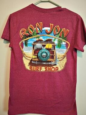 Ron Jon Surf Shop Graphic T-Shirt in Pink Size Small
